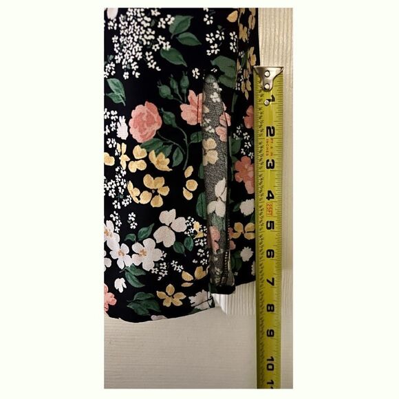 REFORMATION Marlowe dress in Flowery - Picture 10 of 13